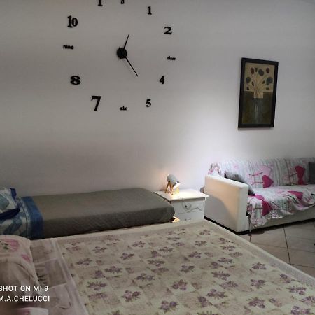 Apartamento Casa L'abbraccio Livorno Exterior foto