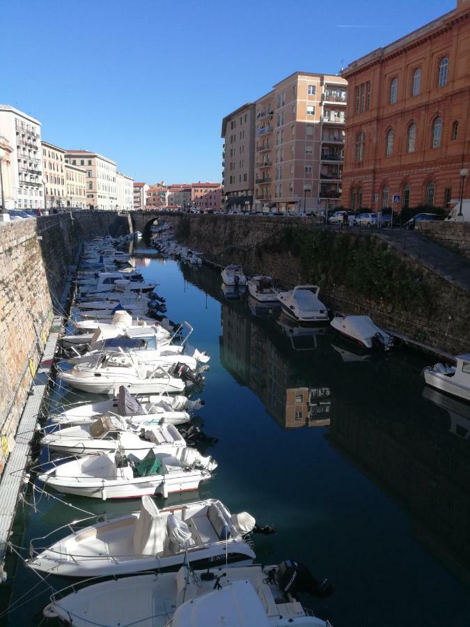 Apartamento Casa L'abbraccio Livorno Exterior foto
