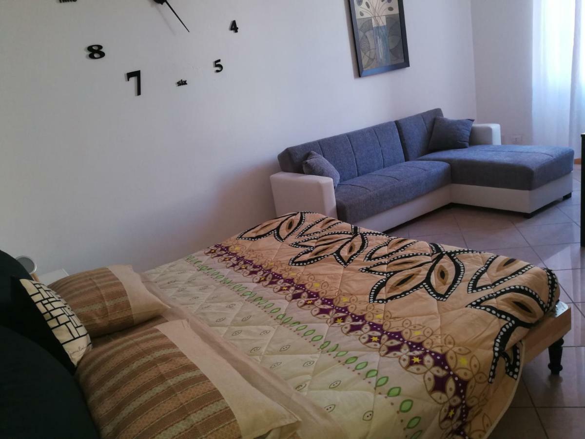 Apartamento Casa L'abbraccio Livorno Exterior foto
